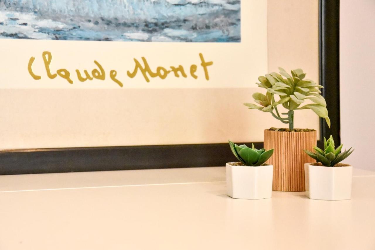 New! City Centre Apartment セビリア エクステリア 写真